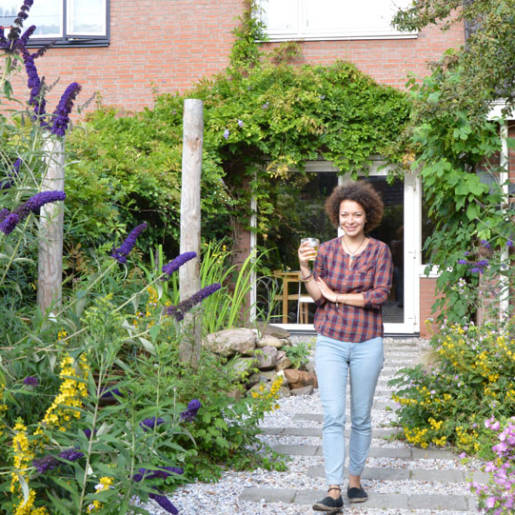 natuurlijke-tuin-met-gebruikte-materialen-Rotterdam-ariane-02-CP